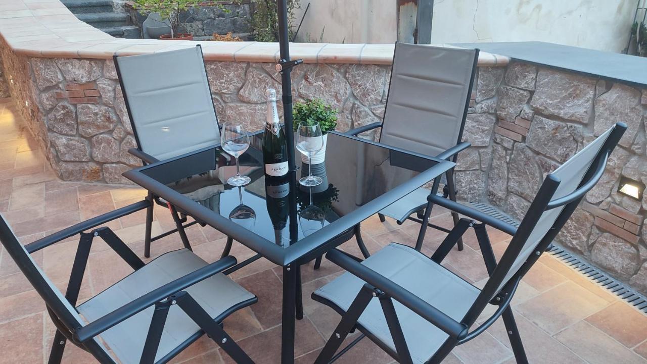 Sa Benedica - Luxury House Villa Calatabiano Bagian luar foto
